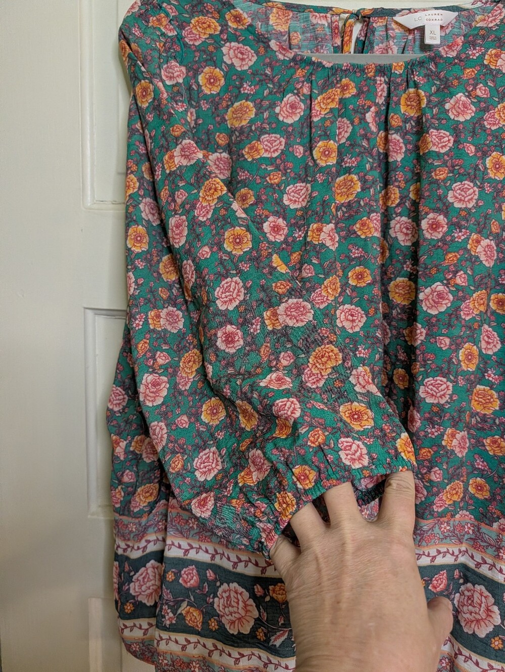 LC Lauren Conrad Floral Peasant Blouse | XL | Long Sleeve Border Print Top - Picture 4 of 8